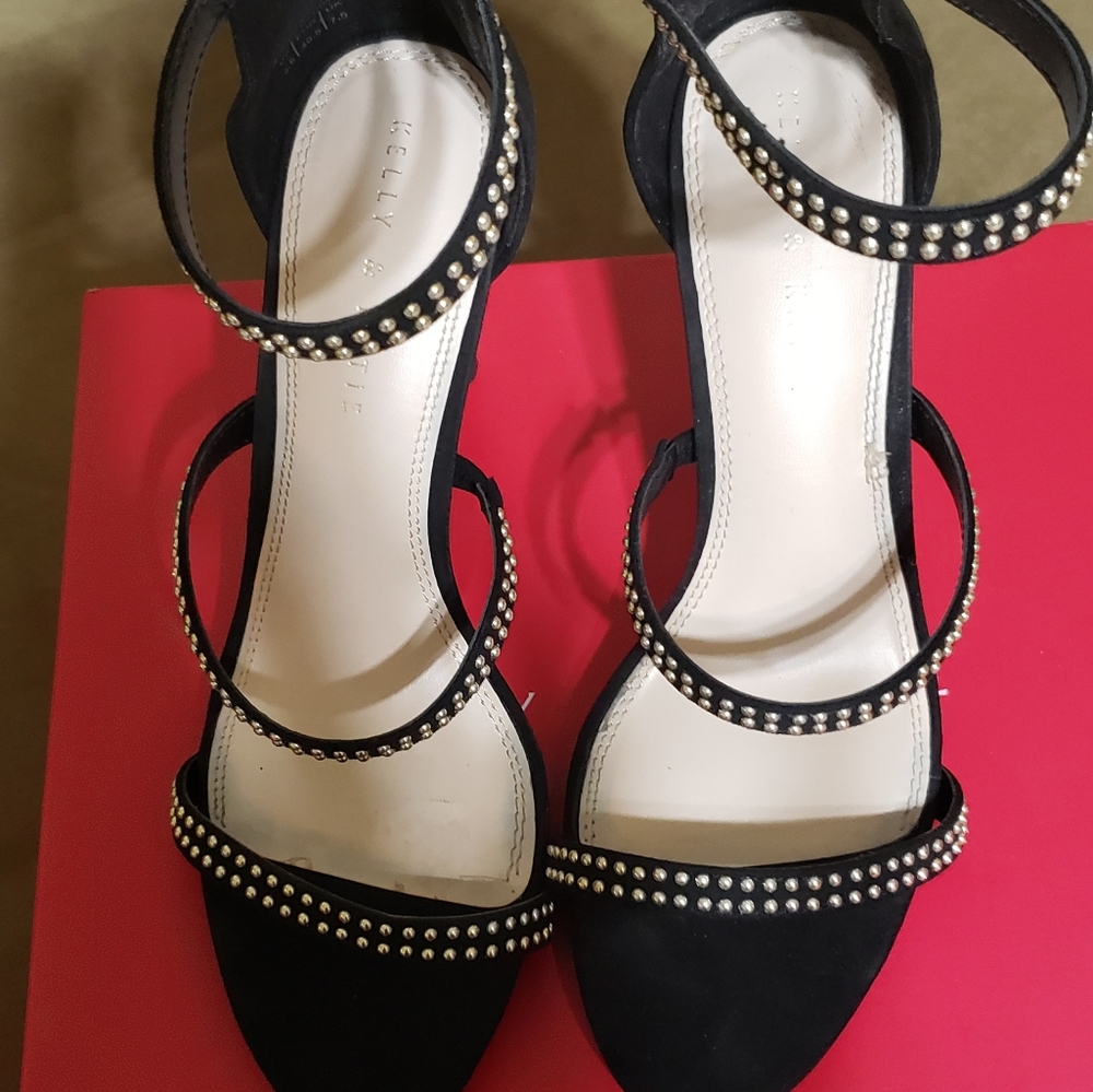 Strappy Sandal Gently used